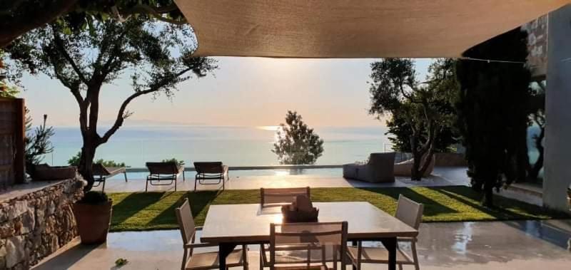 Villa Lithos Kími Buitenkant foto
